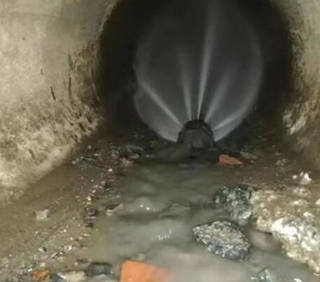 坡头市政管道清淤